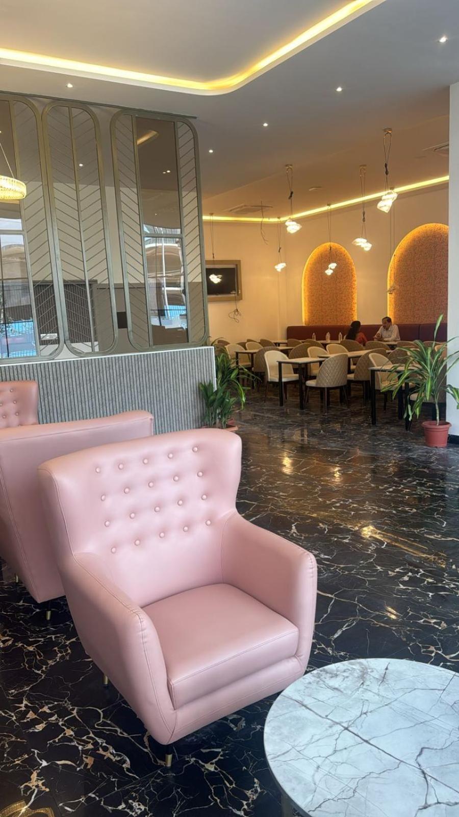 Grand Continent Hotel Gachibowli Near Us Consulate Exterior foto